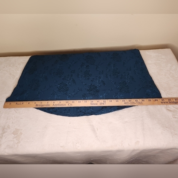 Beacon Apparel Jacquered A-Line Short Puff Sleeve Top Size L Teal Blue/G… - Picture 9 of 11